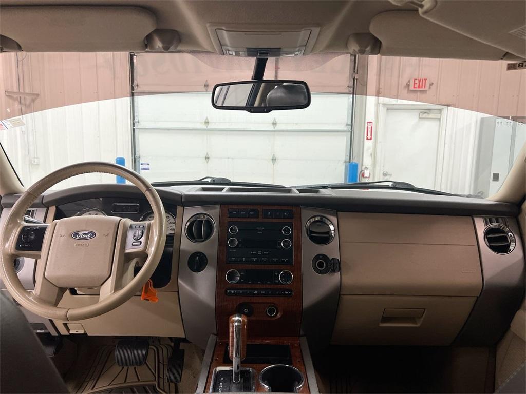 used 2008 Ford Expedition car, priced at $3,900