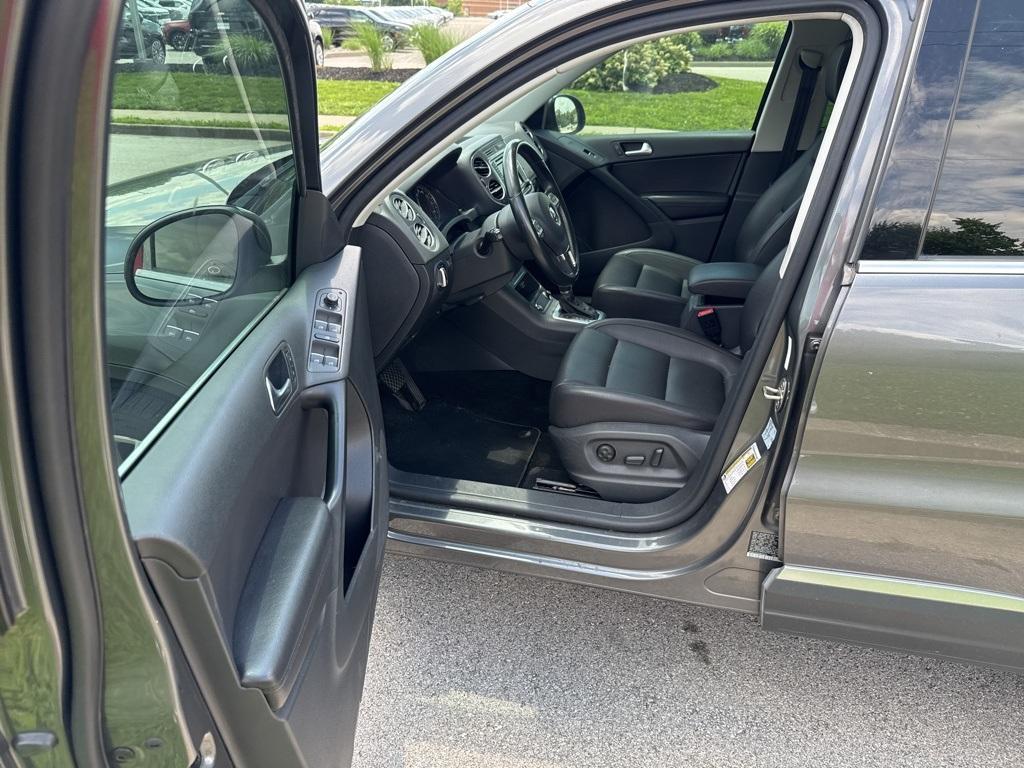used 2016 Volkswagen Tiguan car