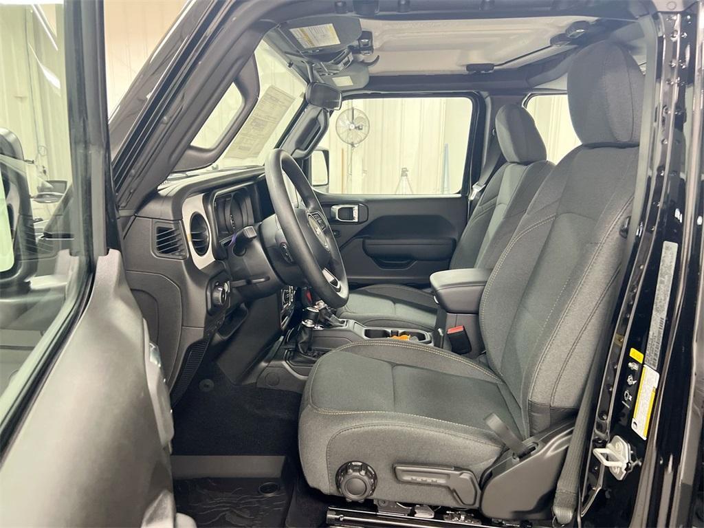 new 2025 Jeep Wrangler car, priced at $42,748