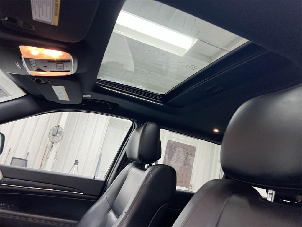 used 2021 Jeep Grand Cherokee car, priced at $23,487