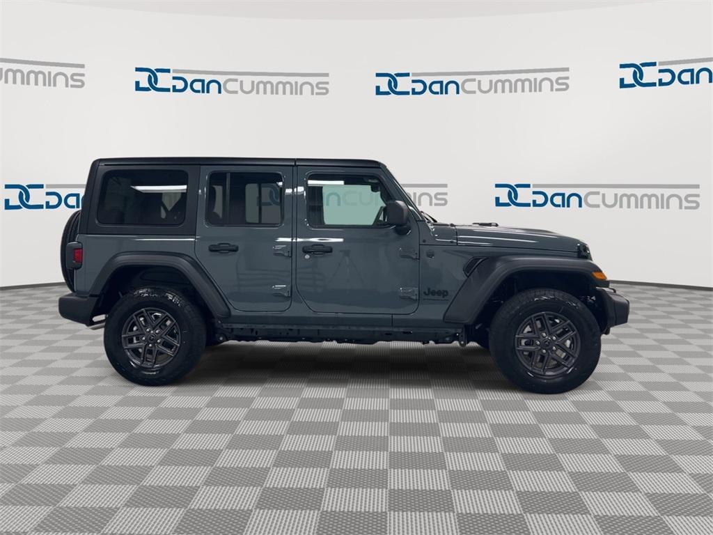 new 2026 Jeep Wrangler car, priced at $44,732