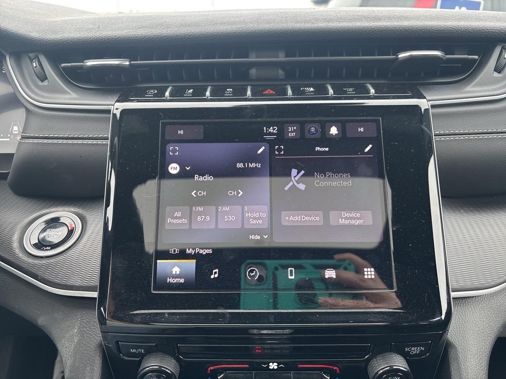 used 2024 Jeep Grand Cherokee car, priced at $30,987