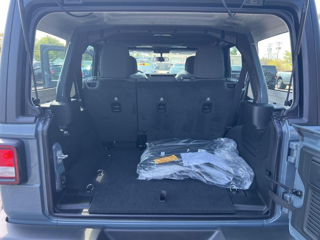 new 2025 Jeep Wrangler car, priced at $42,848