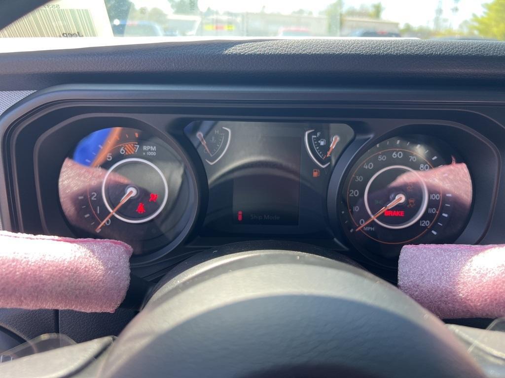 new 2025 Jeep Wrangler car, priced at $42,848