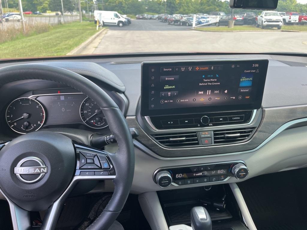 used 2024 Nissan Altima car, priced at $29,987