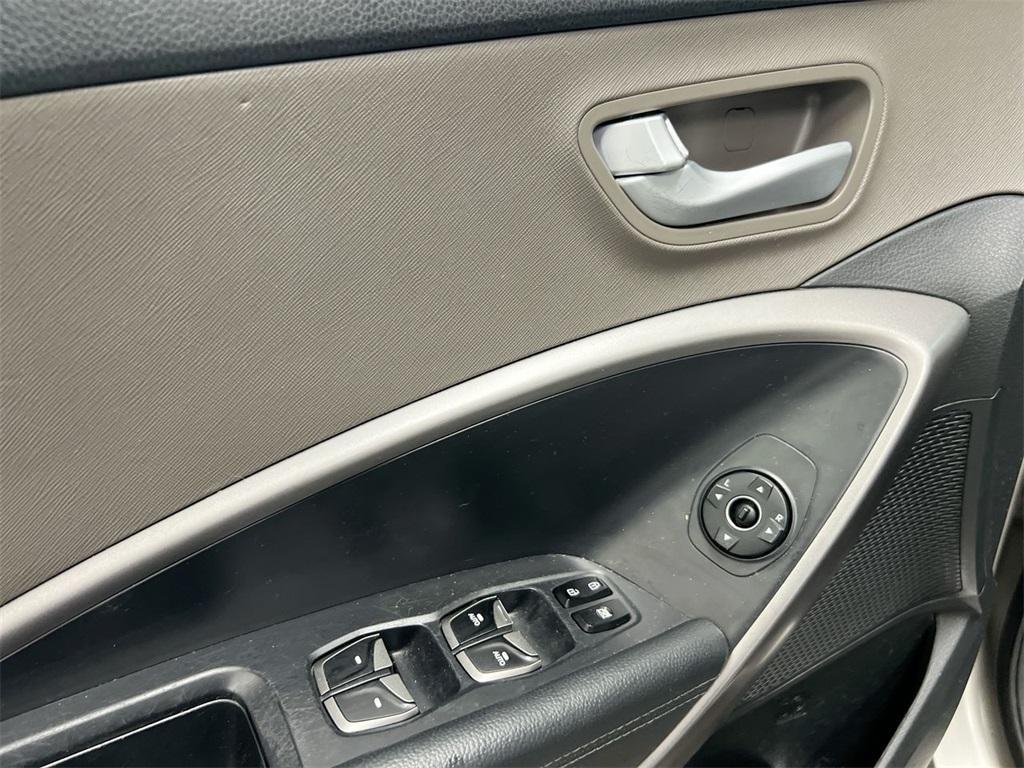 used 2015 Hyundai Santa Fe Sport car, priced at $4,900