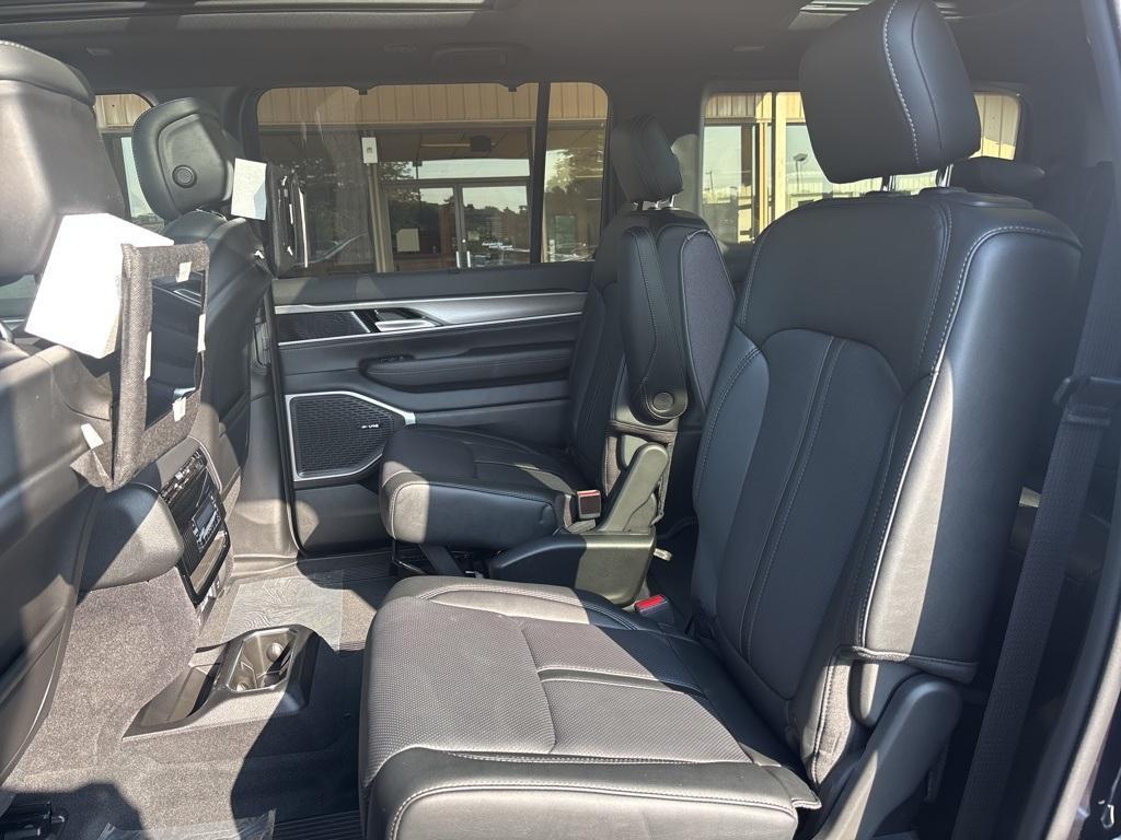 new 2025 Jeep Wagoneer car, priced at $77,967