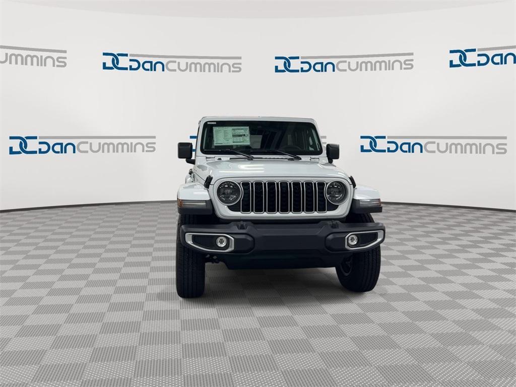 new 2025 Jeep Wrangler car, priced at $51,054