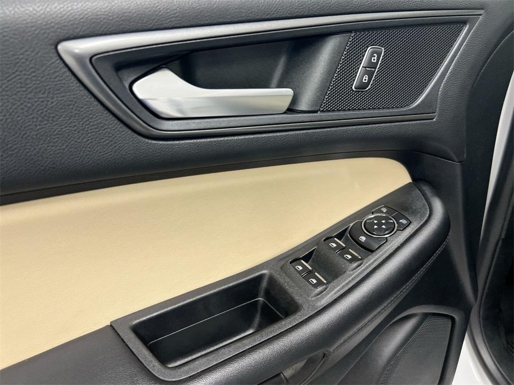 used 2022 Ford Edge car, priced at $20,987