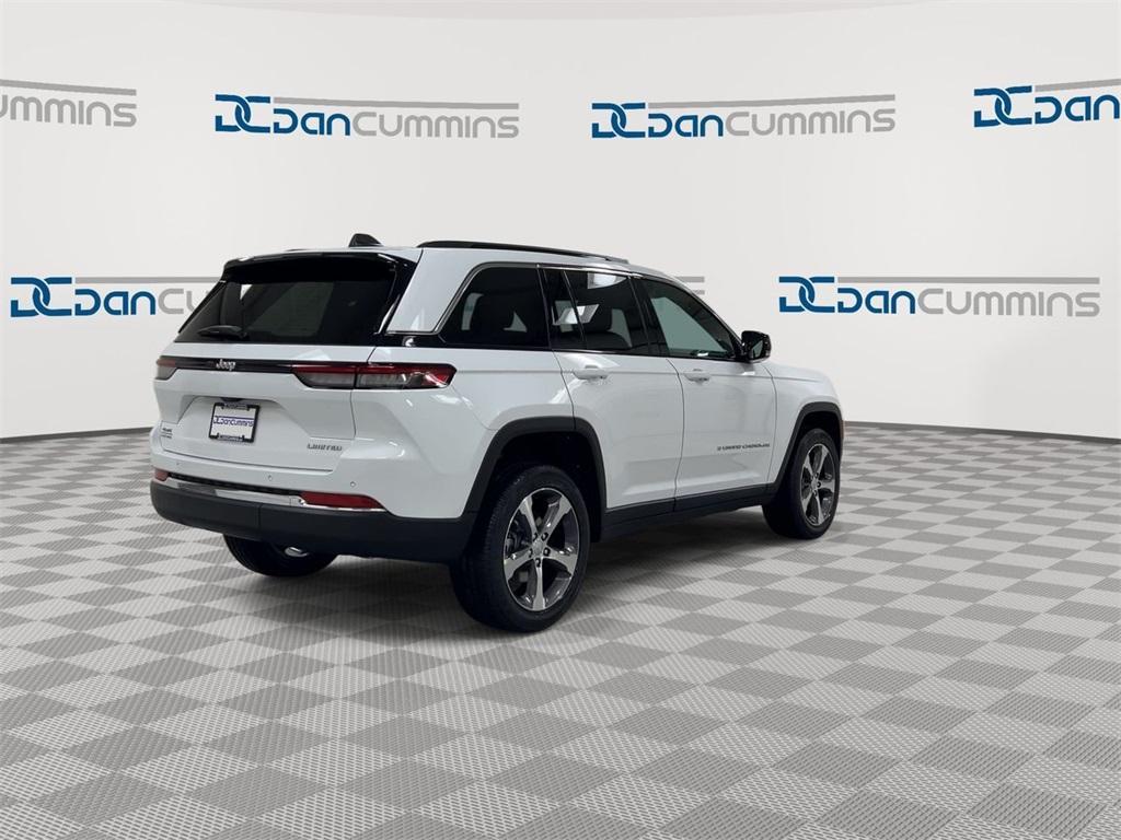 new 2025 Jeep Grand Cherokee car, priced at $49,728