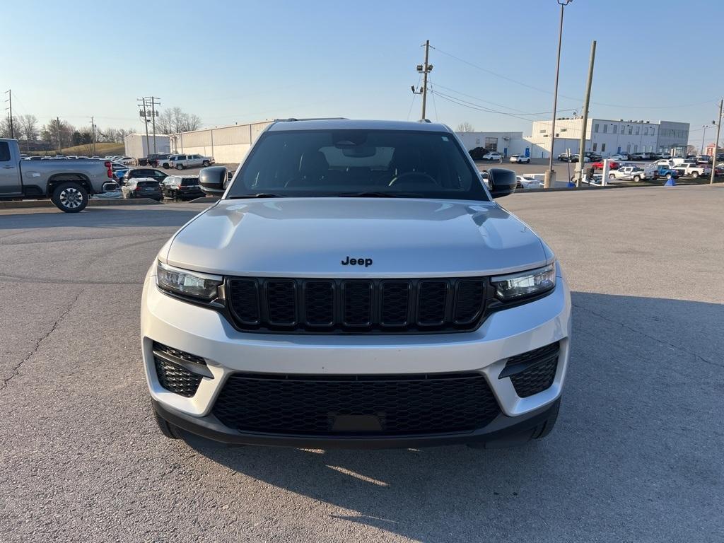 used 2024 Jeep Grand Cherokee car