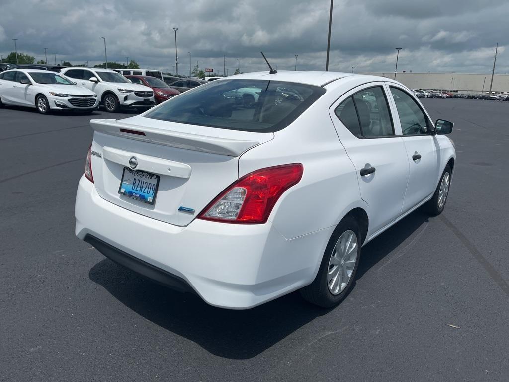 used 2016 Nissan Versa car