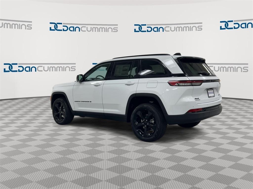 new 2025 Jeep Grand Cherokee car, priced at $40,622