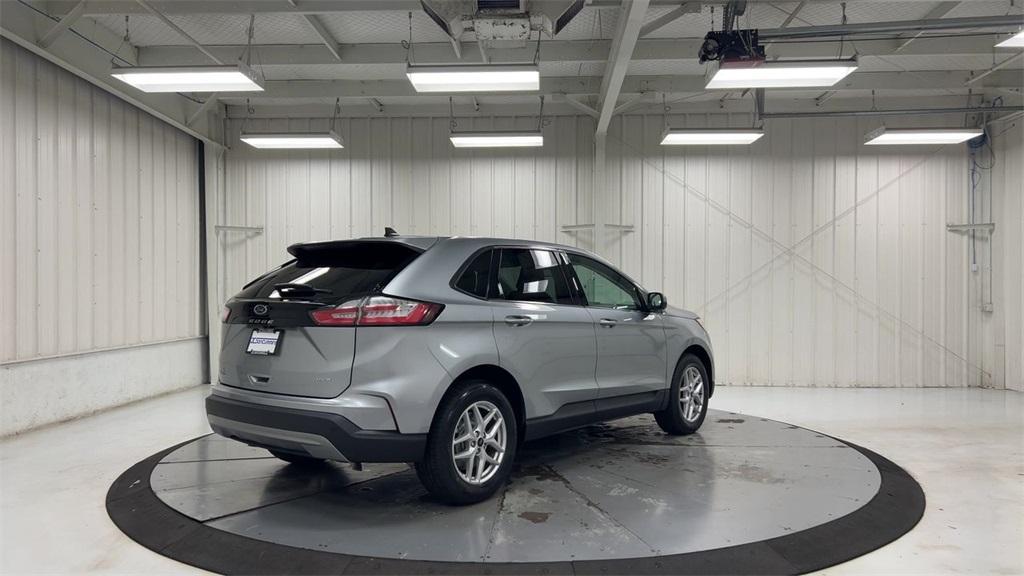 used 2023 Ford Edge car, priced at $21,387