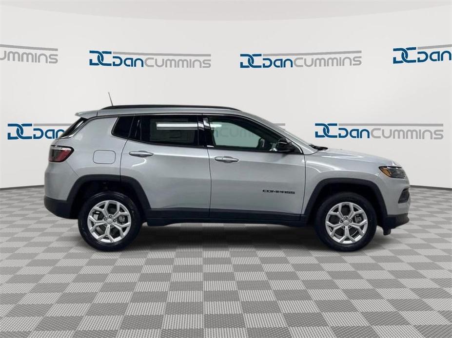 new 2024 Jeep Compass car, priced at $27,987