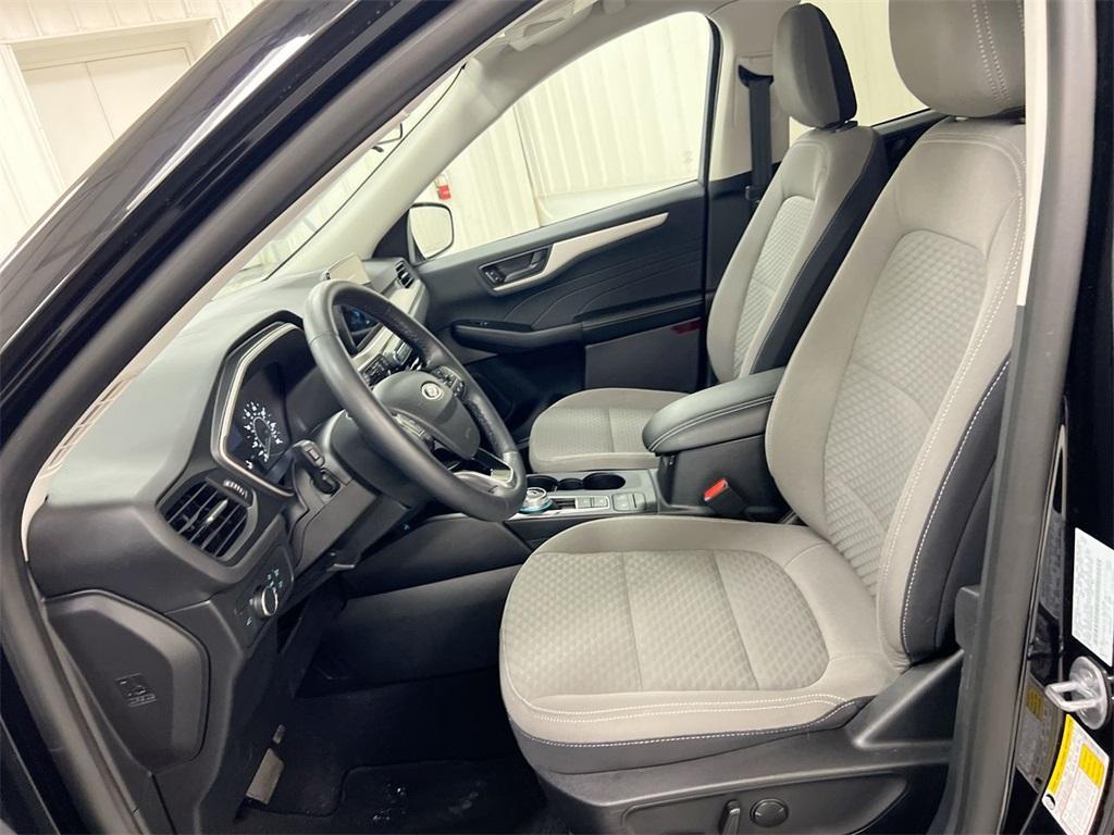 used 2022 Ford Escape car, priced at $21,387