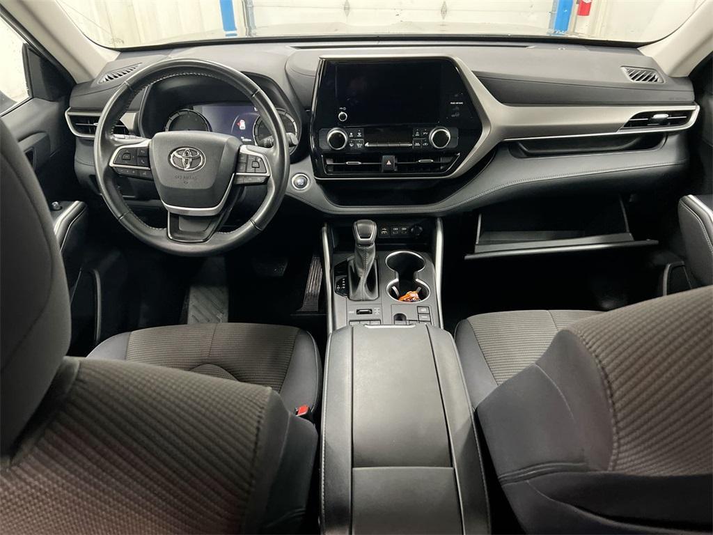 used 2023 Toyota Highlander car, priced at $28,787
