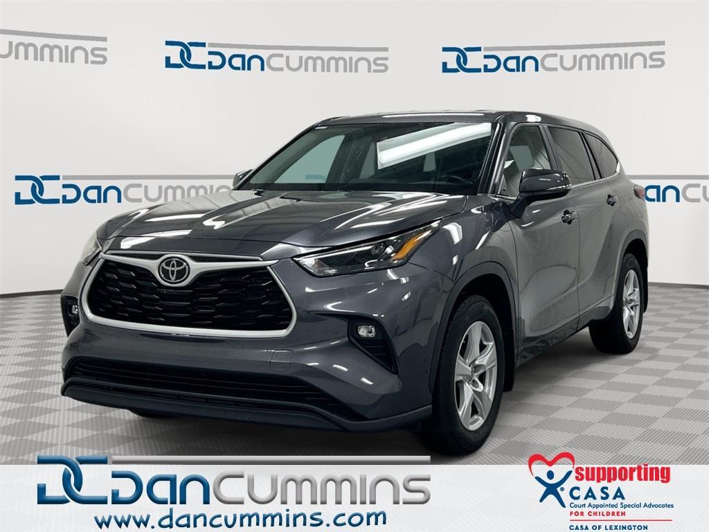 used 2023 Toyota Highlander car, priced at $28,787