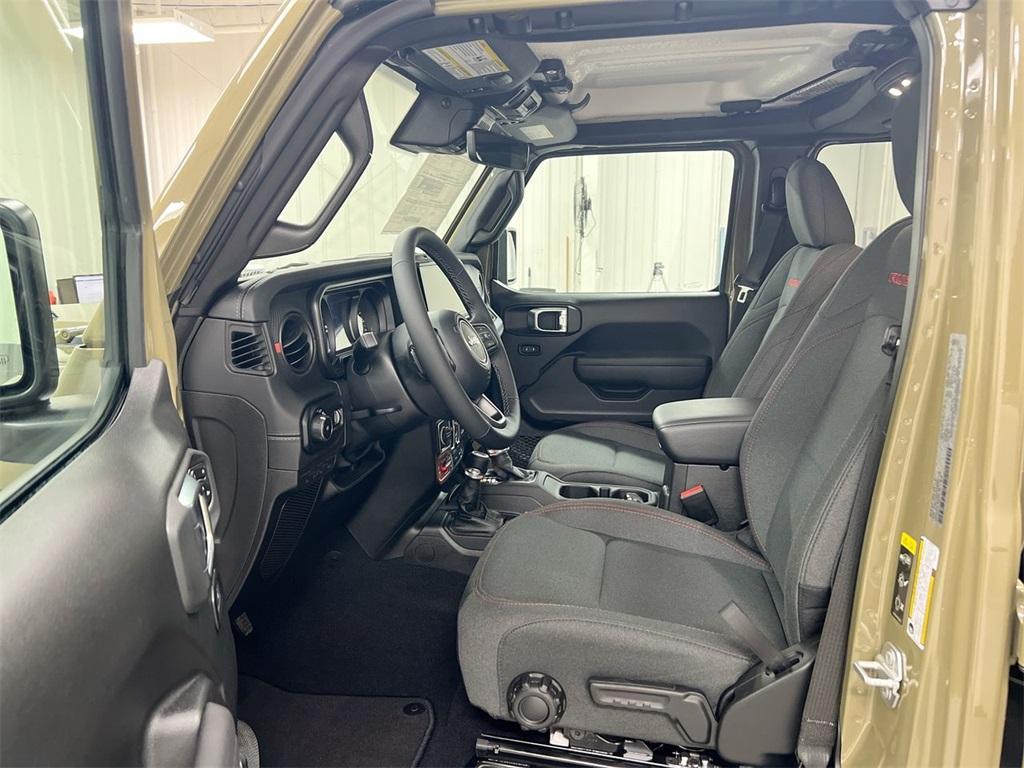 new 2025 Jeep Wrangler car, priced at $57,044