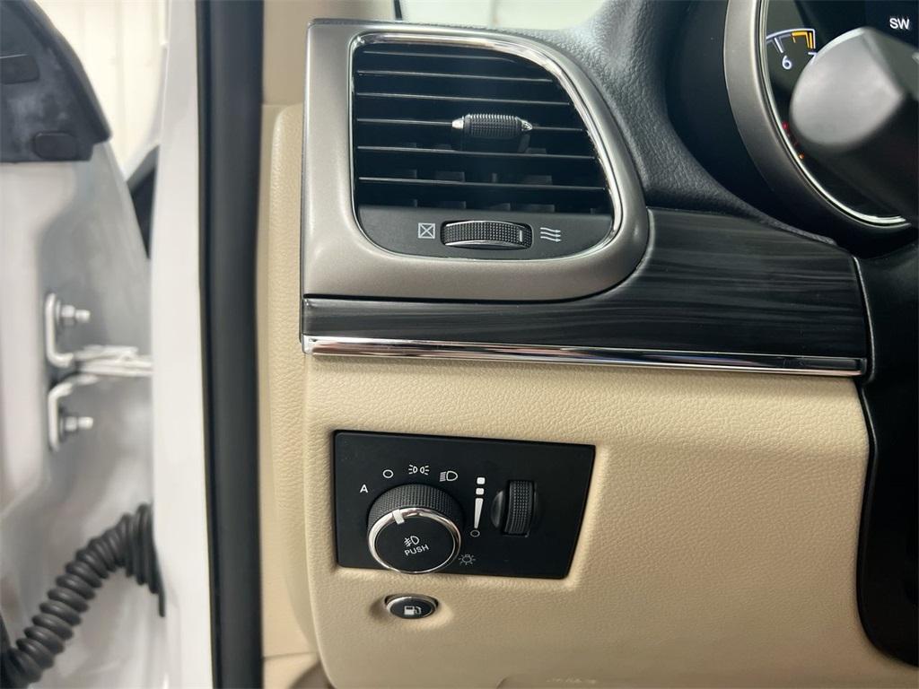 used 2021 Jeep Grand Cherokee car, priced at $24,587