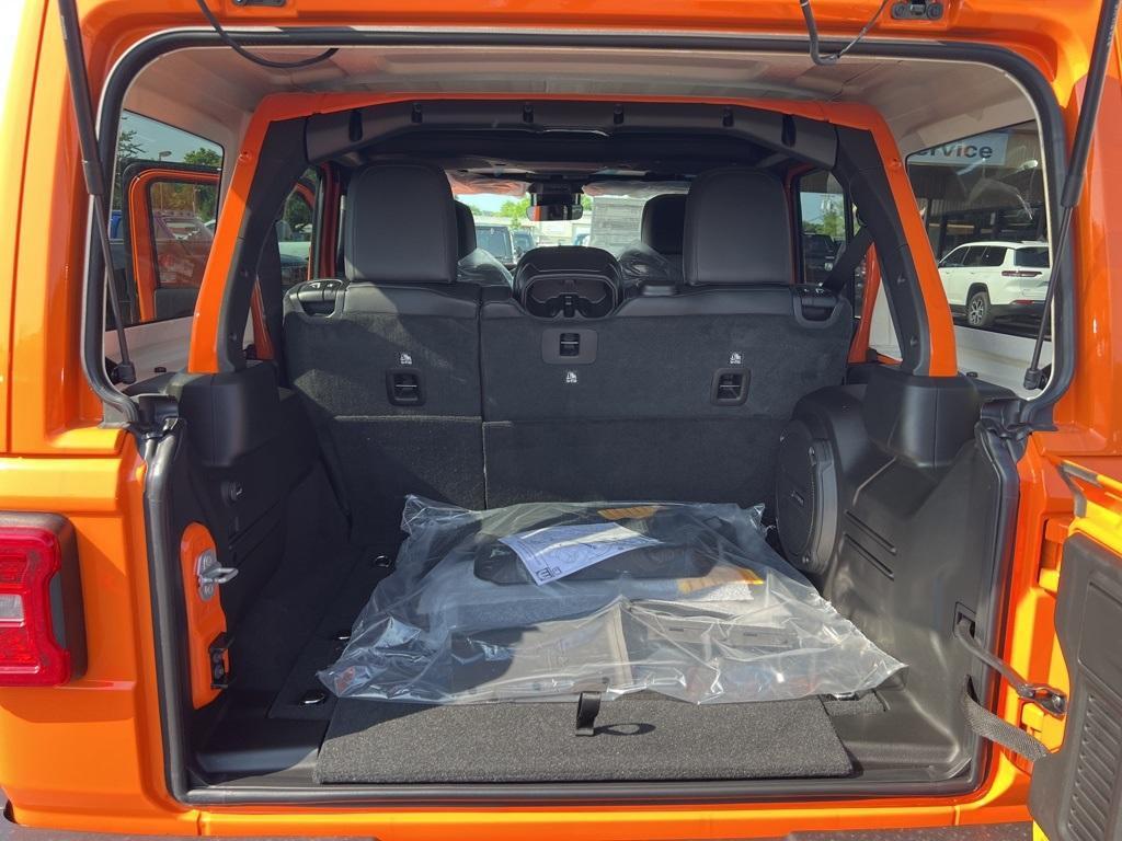 new 2025 Jeep Wrangler car, priced at $55,687