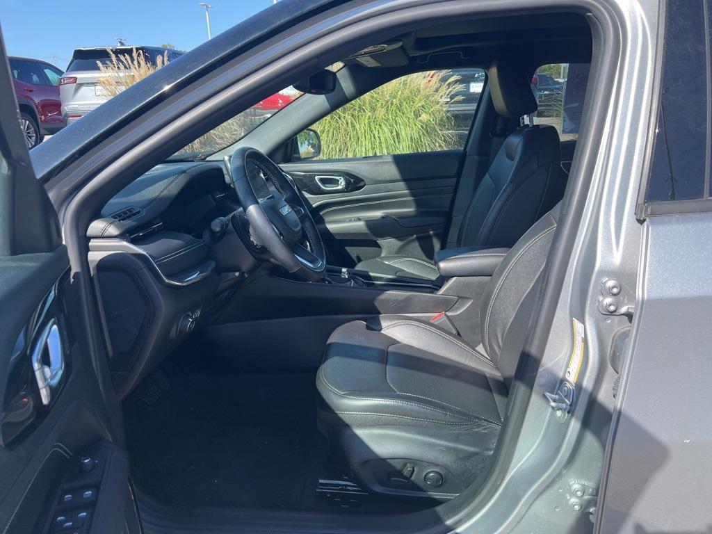 used 2022 Jeep Compass car, priced at $22,987