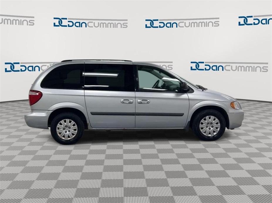 used 2007 Chrysler Town & Country car, priced at $2,500