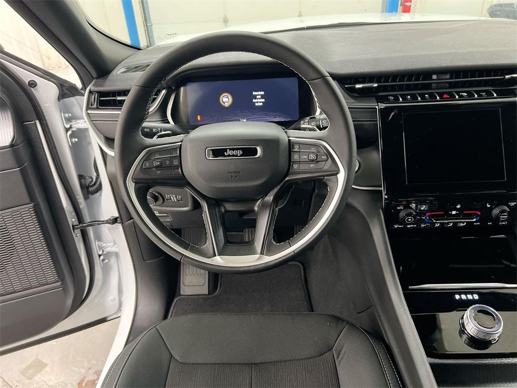 new 2025 Jeep Grand Cherokee L car, priced at $39,766