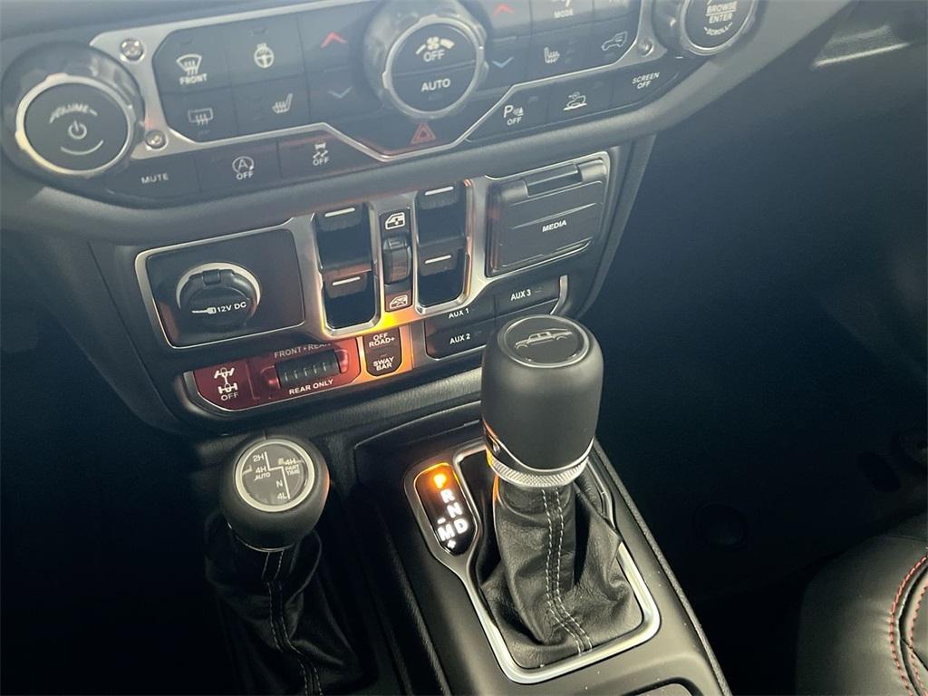 new 2025 Jeep Gladiator car, priced at $50,682