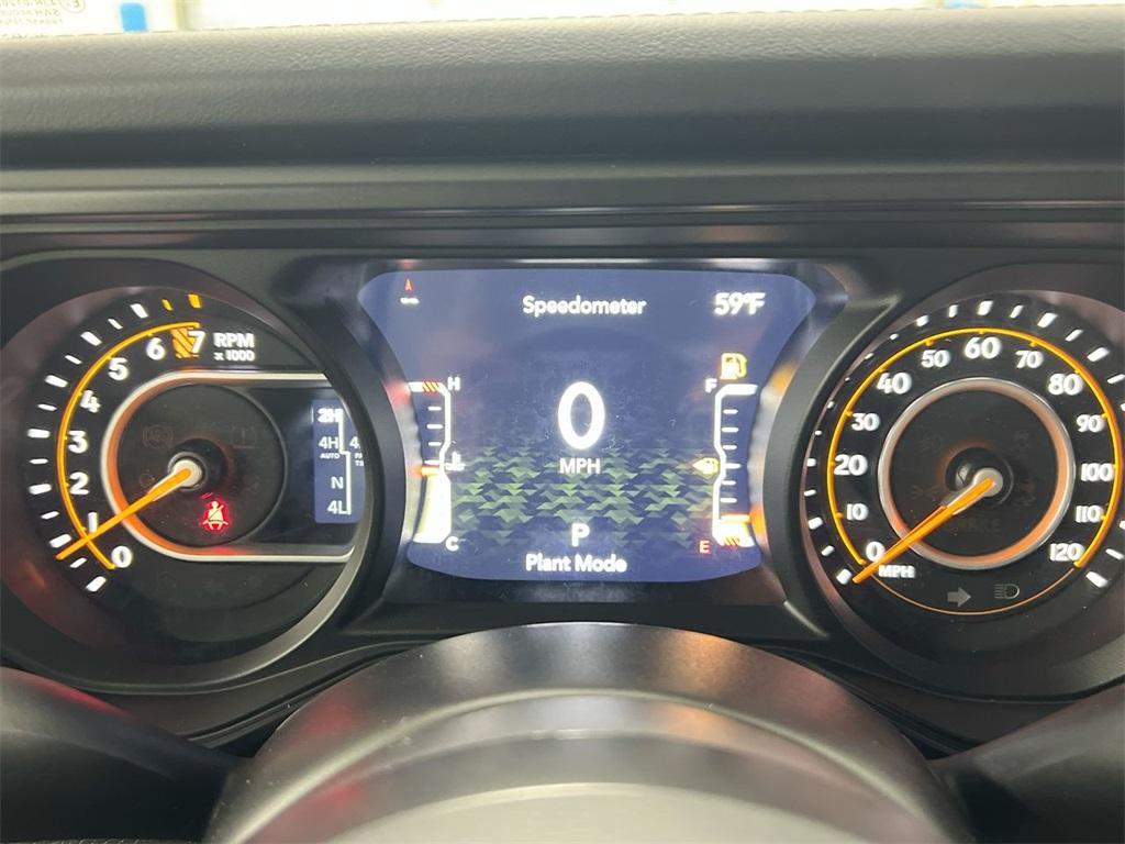new 2025 Jeep Gladiator car, priced at $50,682