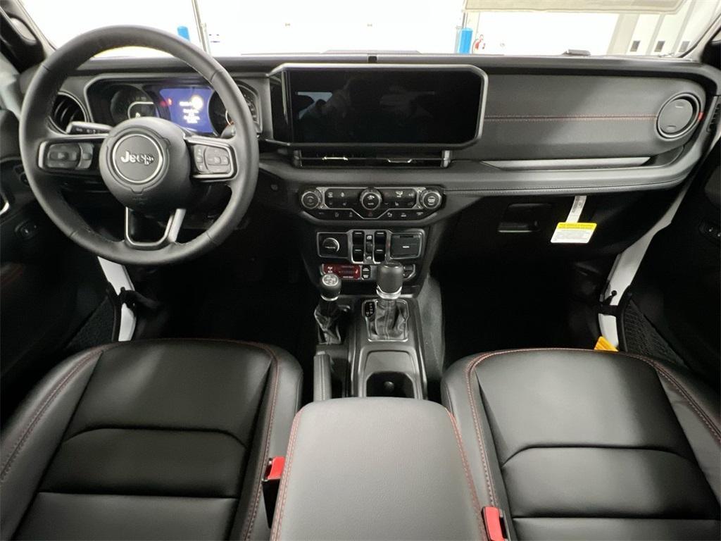 new 2025 Jeep Gladiator car, priced at $50,682