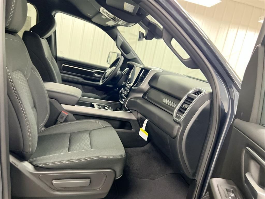 new 2025 Ram 1500 car, priced at $41,649