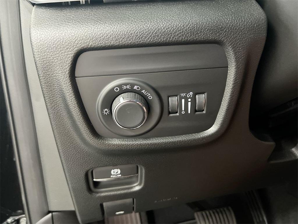 new 2025 Jeep Grand Cherokee L car, priced at $40,066