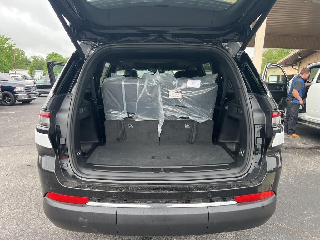 new 2025 Jeep Grand Cherokee L car, priced at $43,063