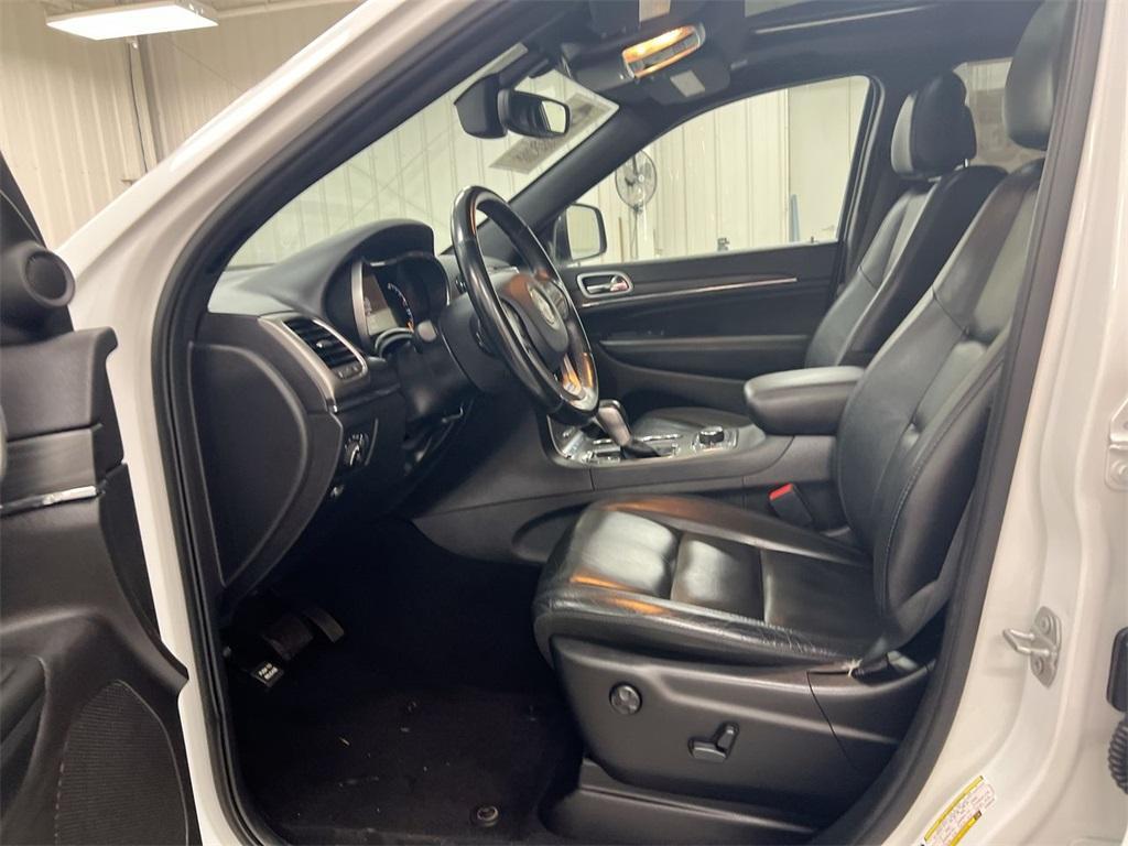 used 2020 Jeep Grand Cherokee car, priced at $23,987