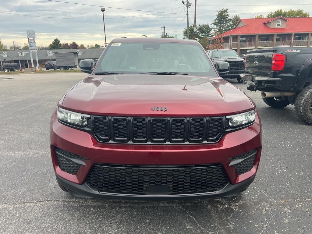 new 2025 Jeep Grand Cherokee car, priced at $38,708