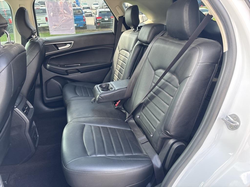 used 2019 Ford Edge car