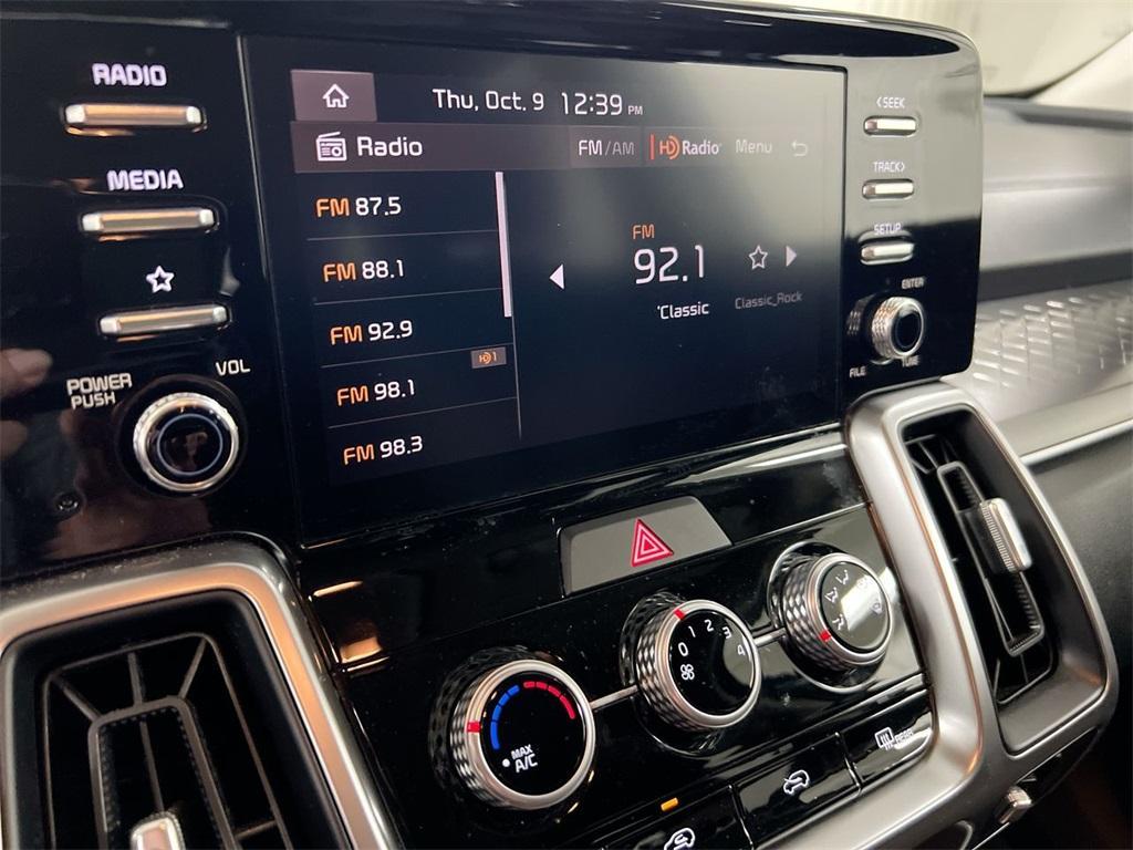 used 2023 Kia Sorento car, priced at $24,987