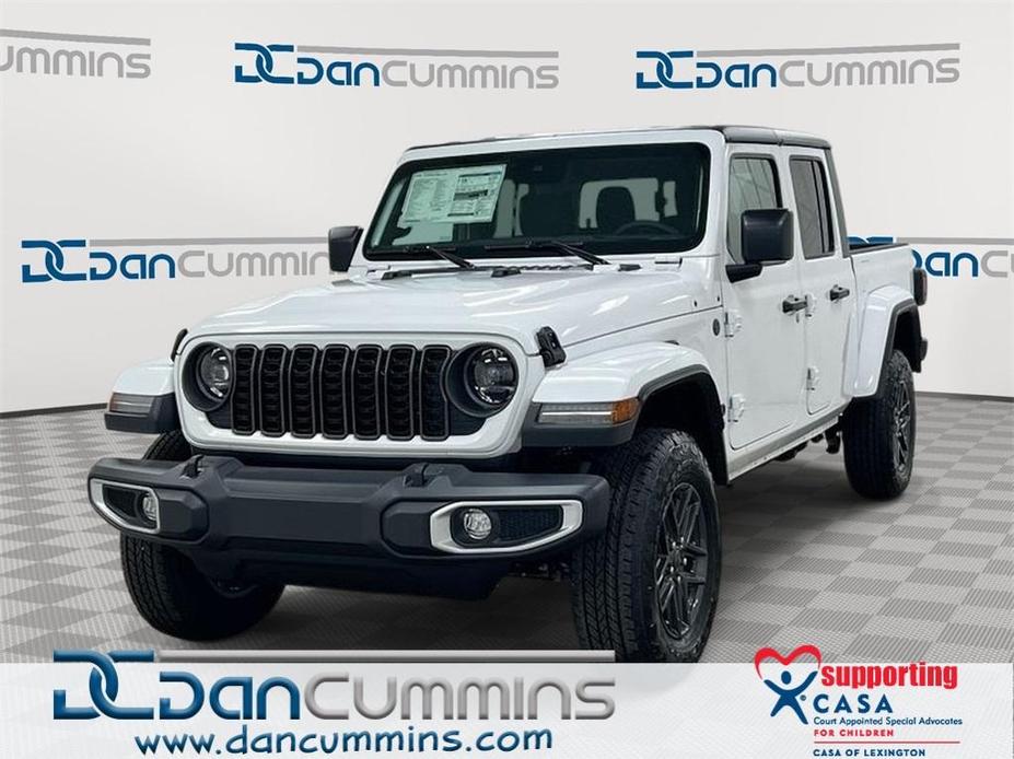 new 2024 Jeep Gladiator car, priced at $52,920