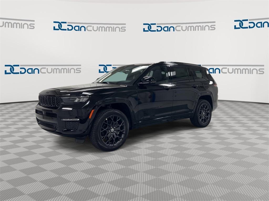 new 2025 Jeep Grand Cherokee L car, priced at $69,698