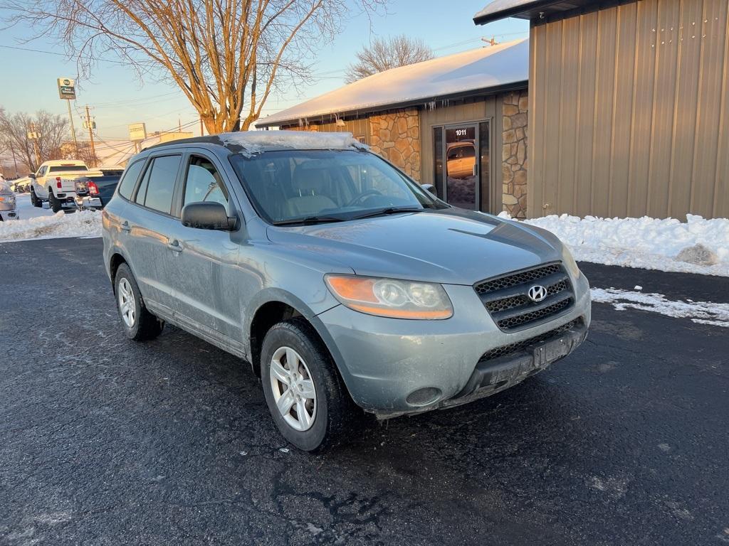 used 2009 Hyundai Santa Fe car, priced at $5,500