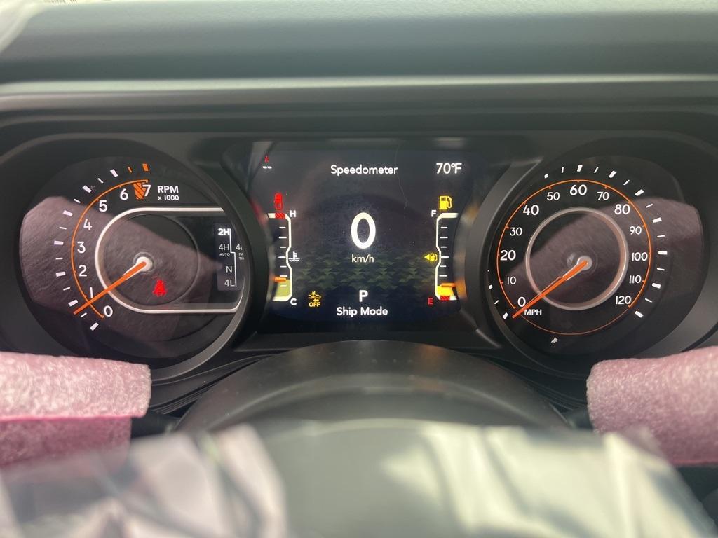 new 2025 Jeep Gladiator car, priced at $53,162