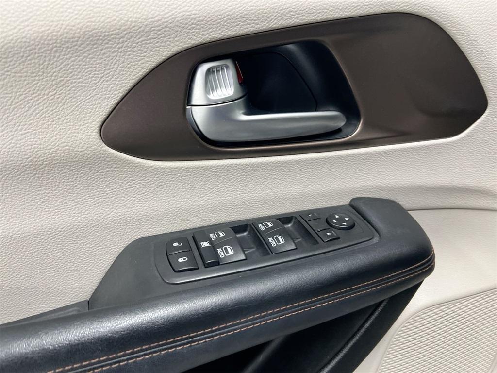 used 2018 Chrysler Pacifica car, priced at $12,900