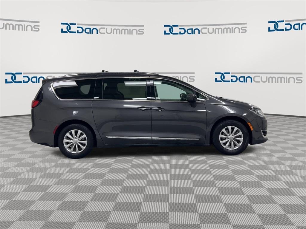 used 2018 Chrysler Pacifica car, priced at $12,900