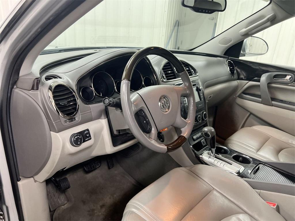 used 2015 Buick Enclave car, priced at $8,500