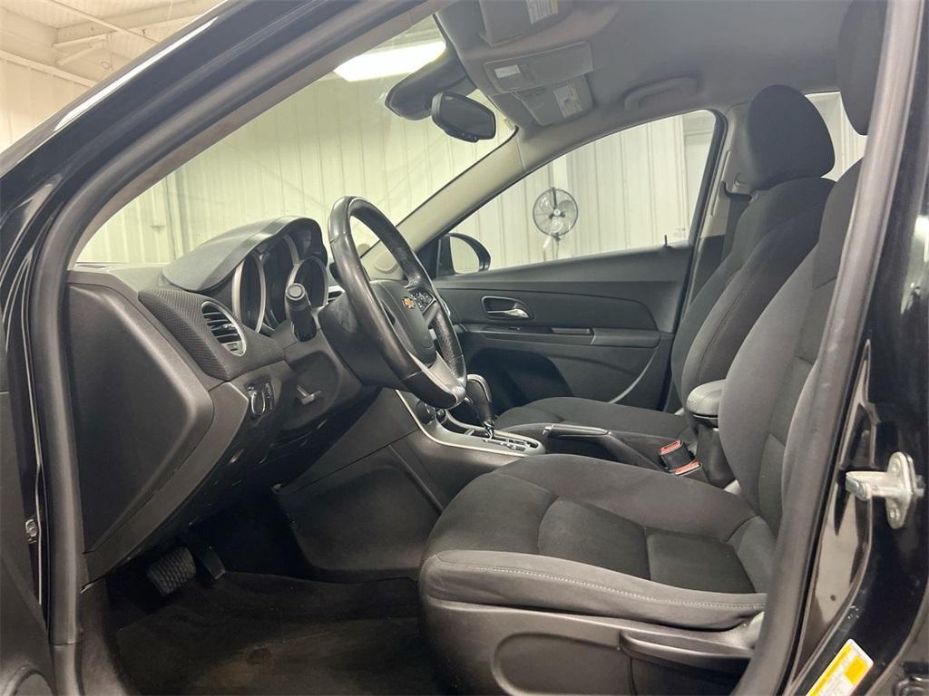 used 2014 Chevrolet Cruze car, priced at $4,500