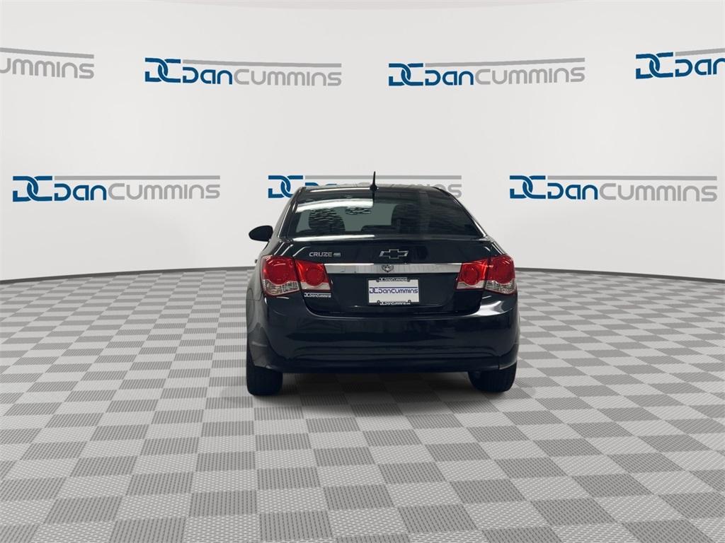used 2014 Chevrolet Cruze car, priced at $4,500
