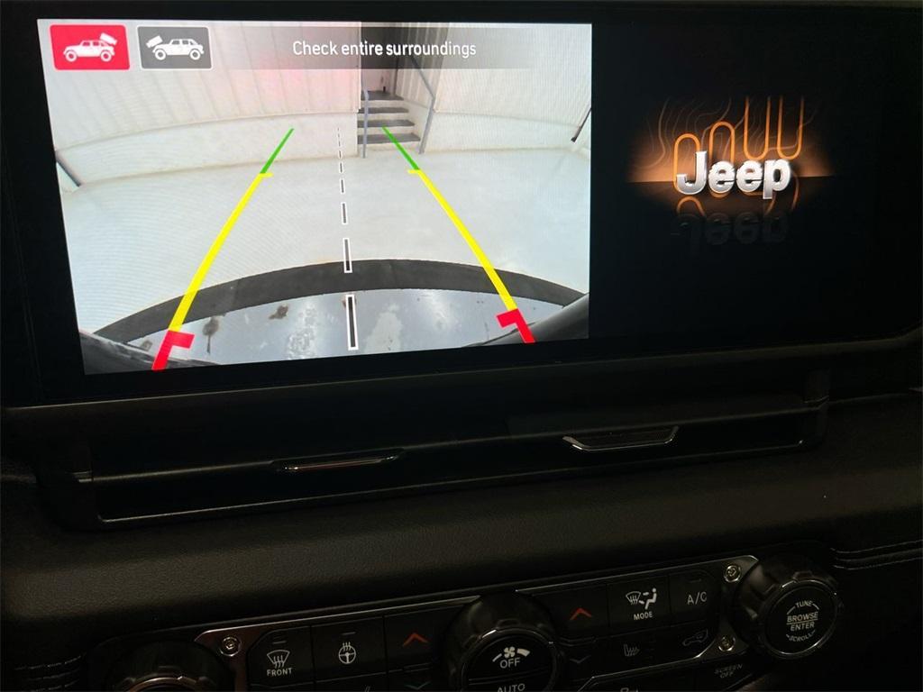 new 2025 Jeep Wrangler car, priced at $68,354
