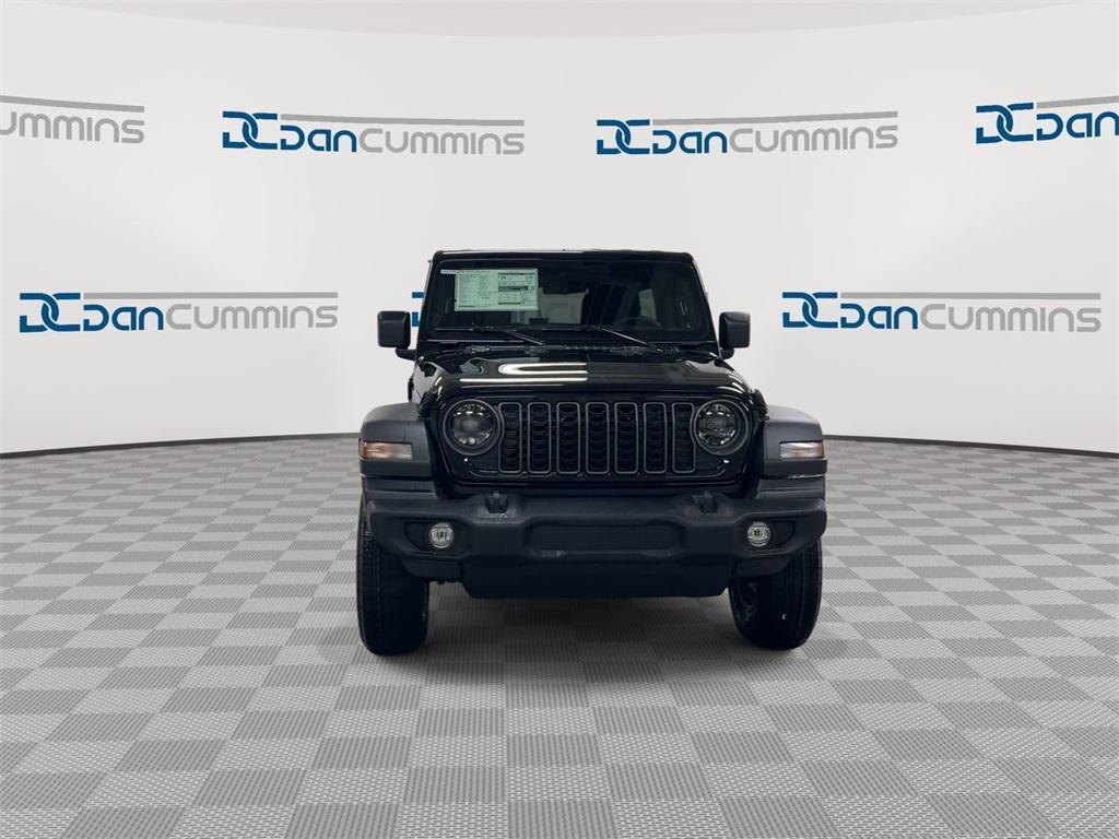 new 2025 Jeep Wrangler car, priced at $53,060