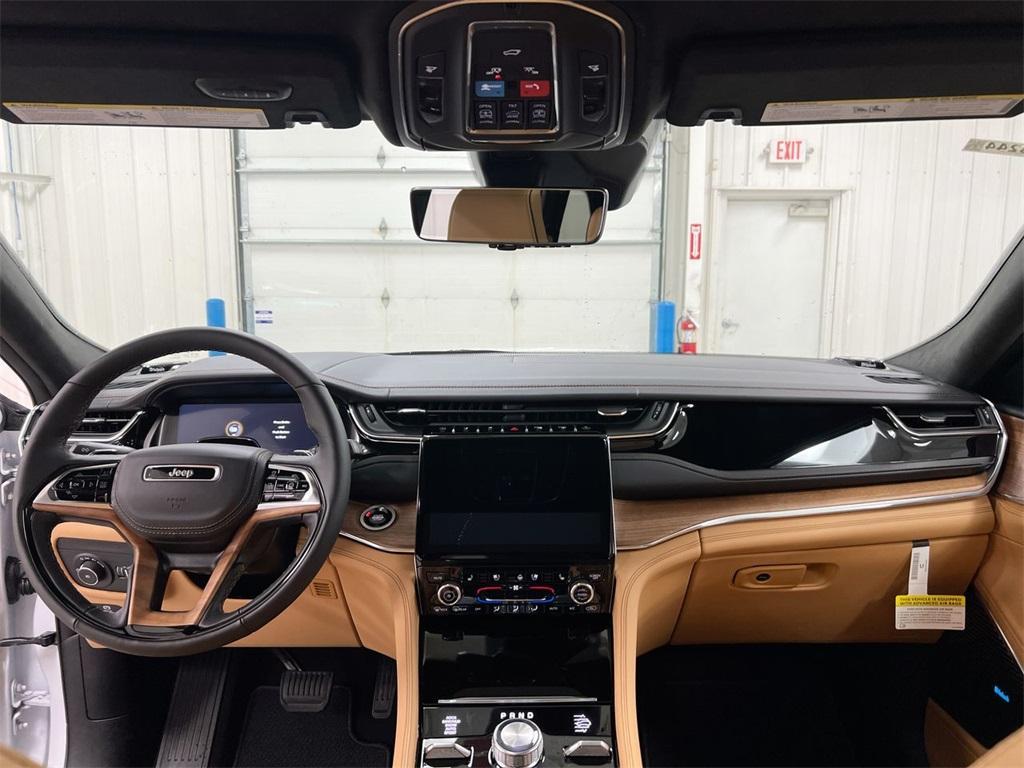 new 2025 Jeep Grand Cherokee car, priced at $63,790